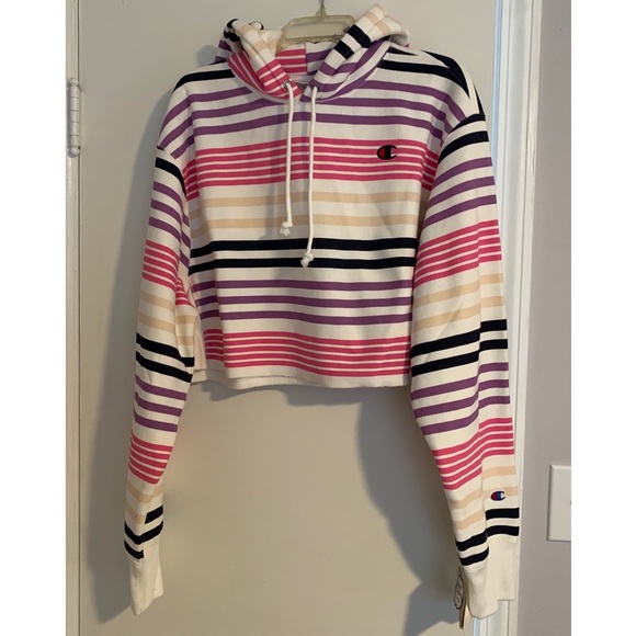 hoodie with chain drawstring